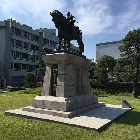 Horse-Riding Matsudaira Naomasa Statue